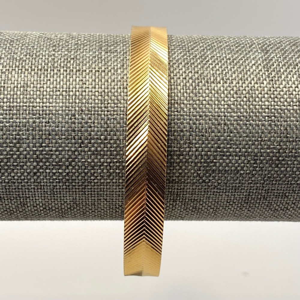 Vintage Bangle Bracelet Gold Tone Herringbone Etched Textured 2.5 Inch Diameter
